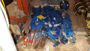 20 X MIXED INDUSTRIAL LOT TO INCLUDE 110V EXTENSION LEADS  AND BOLT CUTTERS ON HALF A BAY
