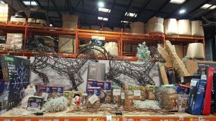 FULL BAY OF MIXED CHRISTMAS LOT TO INCLUDE LARGE PRANCING DOE LIGHT SCULPTURE , 2.1M FLEXIBRIGHTS