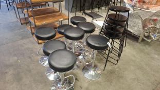 15 X VARIOUS BAR - STOOLS 1 IN WHITE AND 14 IN BLACK