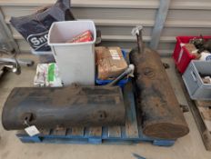 Qty vintage car spares to inc. inner tubes, fuel tanks, gaskets, all thought to be Morris