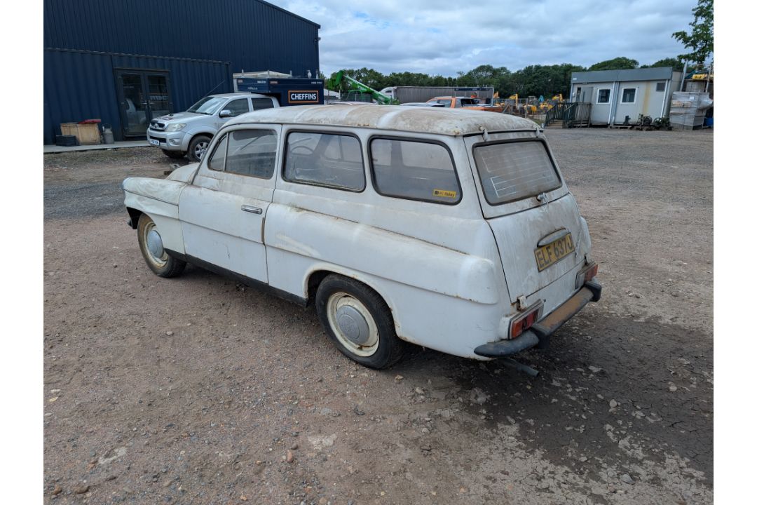 c.1970 SKODA Octavia Combi 1221cc petrol CAR  Reg. No. ELF 637J (expired)   An unusual UK specificat - Image 4 of 44