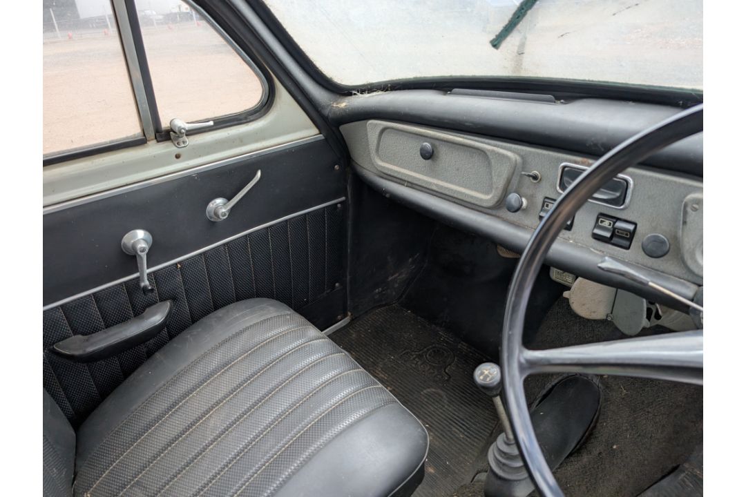 c.1970 SKODA Octavia Combi 1221cc petrol CAR  Reg. No. ELF 637J (expired)   An unusual UK specificat - Image 14 of 44