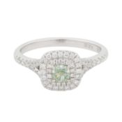 A green and white diamond cluster ring White metal