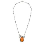 Erik From Ι An amber necklace White metal