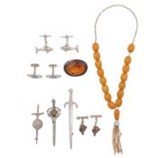 A collection of jewellery White and yellow metal