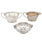 Birmingham 1913 by Adie Brothers A George V sterling silver milk jug and sugar bowl 