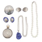 A collection of jewellery White and yellow metal