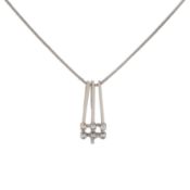 A white sapphire pendant necklace White metal 