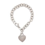 Tiffany & Co, Ι A 'Return to Tiffany' bracelet White metal