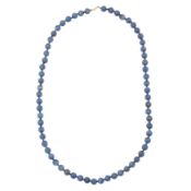 A lapis lazuli necklace Yellow metal
