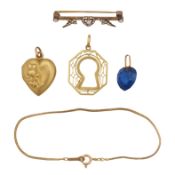 A group of jewellery Yellow metal