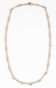 A 9ct bi-colour gold necklace