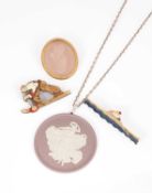 A collection of costume jewellery