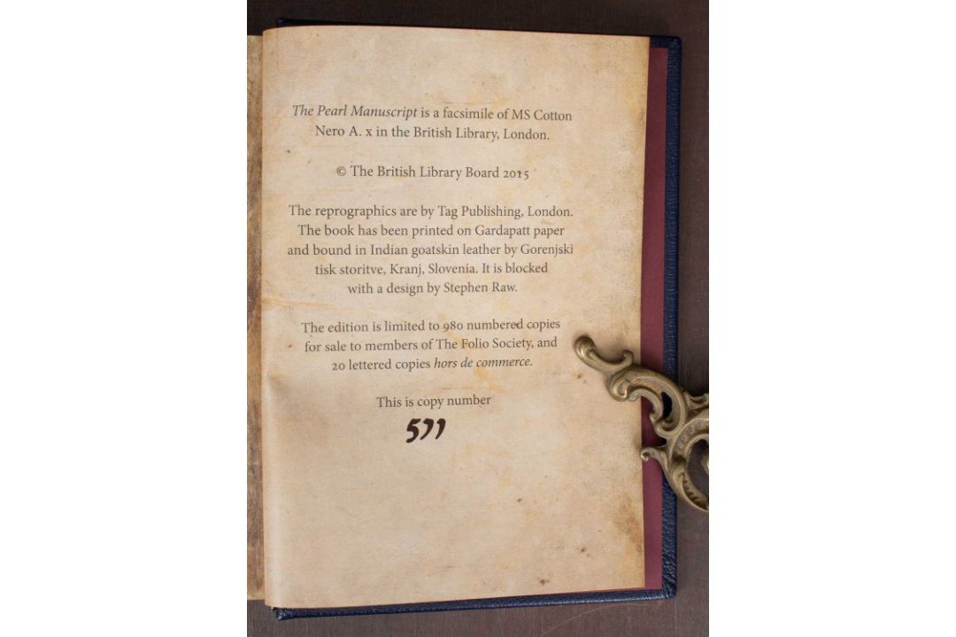 [Folio Society] The Pearl Manuscript - Image 4 of 4