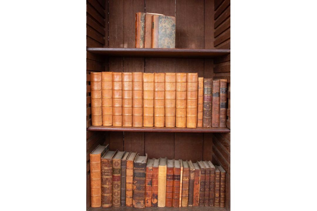 [Bindings] - Image 1 of 2