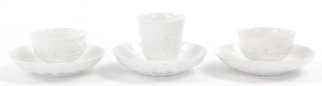 2 Koppchen u. 1 Tasse