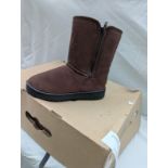 Grade-C0 ref LOT1555 TJC Faux Fur Lined Winter Boot (Size 3) - Brown RRP œ40