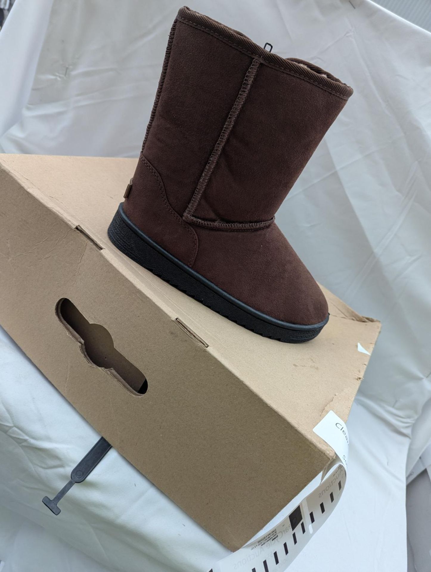 Grade-C0 ref LOT1556 TJC Faux Fur Lined Winter Boot (Size 3) - Brown RRP œ40 - Image 2 of 2