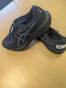 Asics Gel-Cumulus 28 Trainers Black/Silver UK 10.5 Mens RRP £140