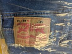  Levis San Fransisco Original 550 Blue 42W 34L Mens Denim Jeans RRP 
