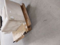 4 item mixed lot of Dusk returns - Grade BER-DOA Spares or Repair - ref DUS-CC2-A-16045 - RRP Â£1946