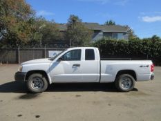 2005 DODGE DAKOTA EXTENDED CAB 4X4 PICKUP
