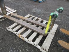 60'' FORKLIFT/TELEHANDLER FORKS W/ 2 3/8'' HOLES