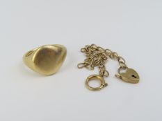 A 9ct gold signet ring, V Brittain & Co, 1948, fin