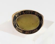 An unmarked yellow metal early Victorian enamel se