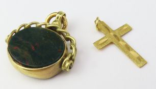 A 9ct gold swiveling fob pendant set with bloodsto