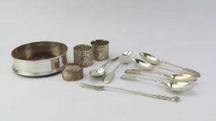A mixed group of silver items, to include a set of six dessert spoons