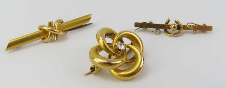 A late 19th or early 20th century pendant brooch