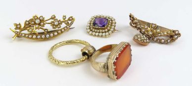 A collection of 19th and early 20th century items