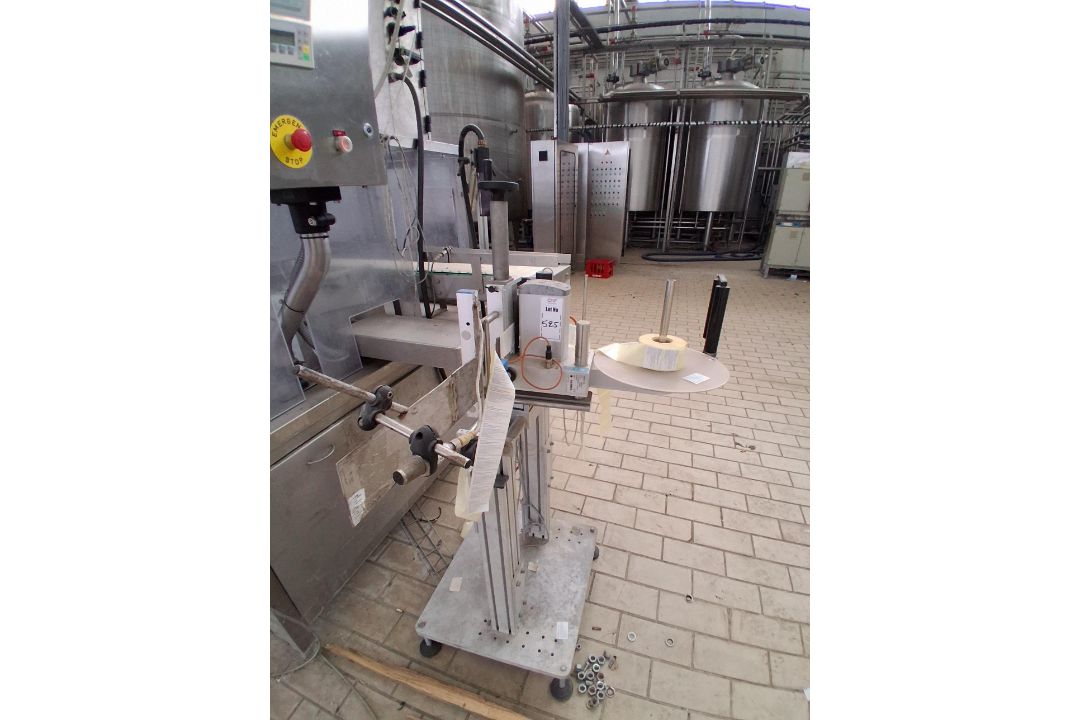 LOT 525 LABEL APPLICATOR