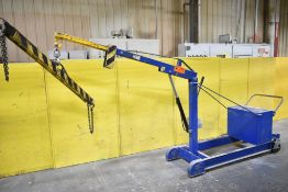 GLOBAL INDUSTRIAL COUNTERWEIGHTED HYDRAULIC CRANE WITH SPREADER BEAM
