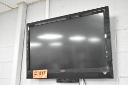 LOT/ (2) VIZIO 36" FLATSCREEN TVS