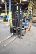 TOYOTA 8FGCU30 LPG FORKLIFT WITH 5020LBS MAX CAPACITY, 198” MAX REACH, 3-STAGE HIGH VISIBILITY MAST,