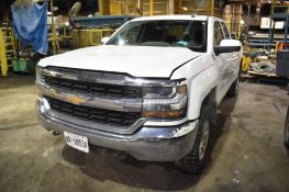 CHEVROLET (2015) SILVERADO 1500 EXTENDED CAB PICKUP TRUCK WITH V8 ENGINE, AUTOMATIC TRANSMISSION,