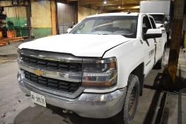 CHEVROLET (2016) SILVERADO 1500 EXTENDED CAB PICKUP TRUCK WITH V8 ENGINE, AUTOMATIC TRANSMISSION,