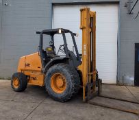 CASE 586G 6,000 LB. CAPACITY ROUGH TERRAIN DIESEL FORKLIFT WITH 180” MAX. LIFT HEIGHT, 3-STAGE MAST,