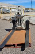 CASCADE (2017) 40G‐RLH 4,000 LB. CAPACITY HYDRAULIC ROTATOR FORKLIFT ATTACHMENT WITH 360 DEG.