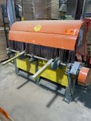 MFG UNKNOWN END CUT SAW WITH 2 16” SAW BLADES S/N: N/A (CI) [RIGGING FEES FOR LOT #19 - $300 CAD