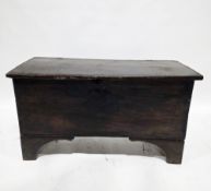 17th/18th century six-plank coffer, the rectangular top with thumbmoulded edge, opening to a