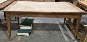 19th century French elm and walnut rustic farmhouse table, the rectangular top with cleated ends,