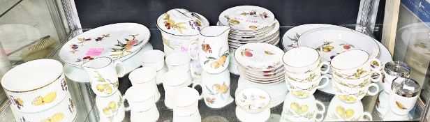 Composite Royal Worcester bone china Evesham pattern part dinner and breakfast service, printed