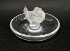 Lalique frosted glass bird ring dish, with etched Lalique/France marks, 9.5 cm diam.