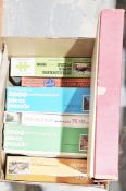 Quantity of jigsaw puzzles, various (2 boxes)