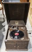 HMV oak table top gramophone, model 109, the case with pair of hinged panel doors (please note VAT
