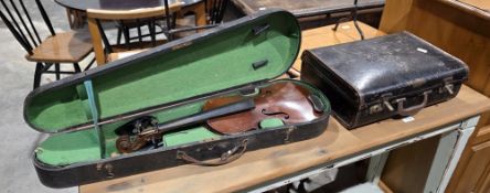 Early 20th century cased violin bearing label for Murdoch & Co 'The Maidstone' and a small vintage