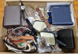 Smiths Astral National 17 wristwatch, the polished dial with arrow and quarterly Arabic hour